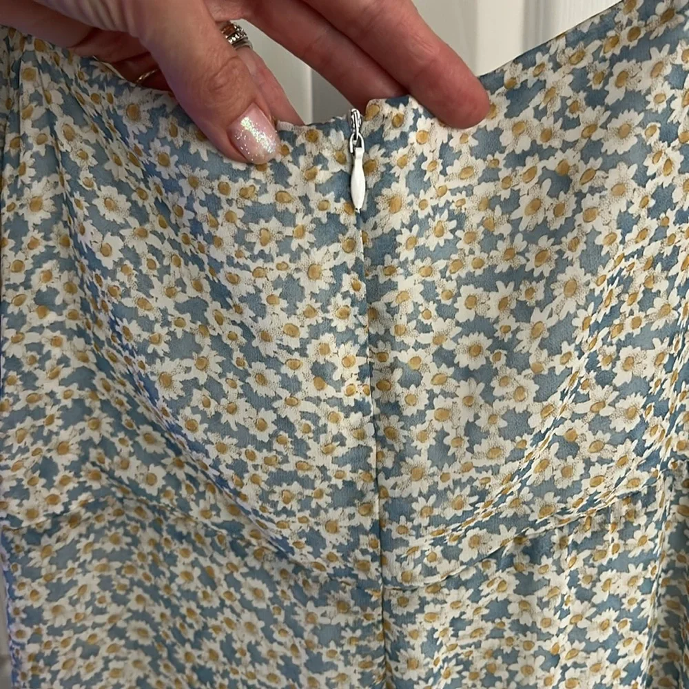 Louna Blue Daisy Dress, RTR - Picture 6 of 6